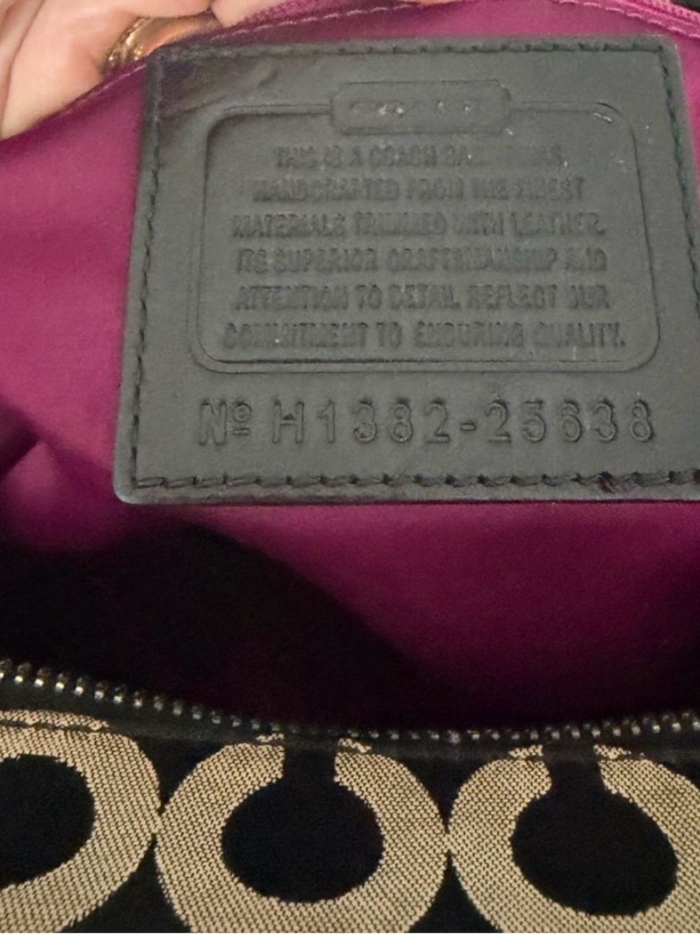 Coach Black & Beige Madison Madeline east/west satchel! Like new condition - Picture 9 of 14